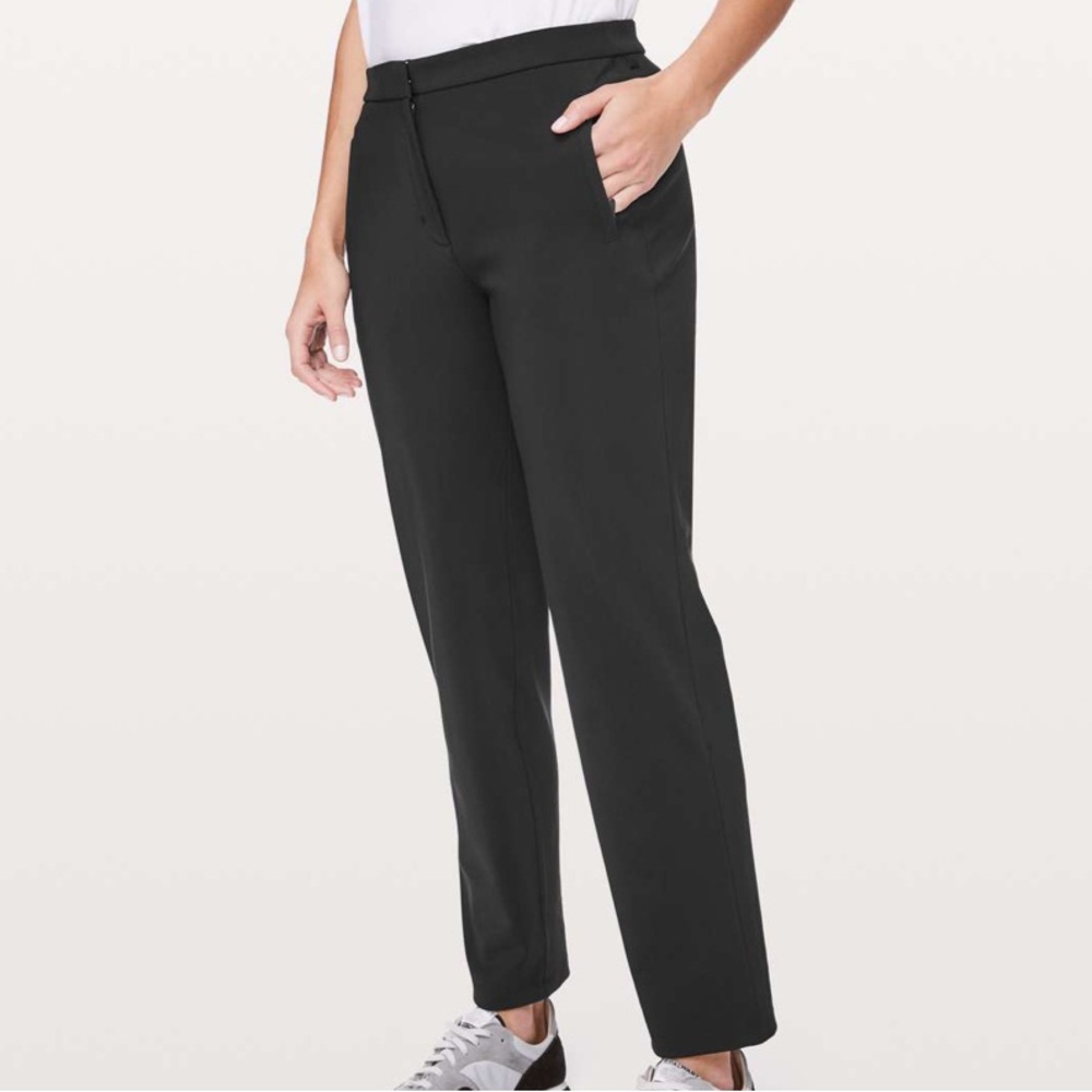 lululemon athletica On The Move Lightweight Pants - Black